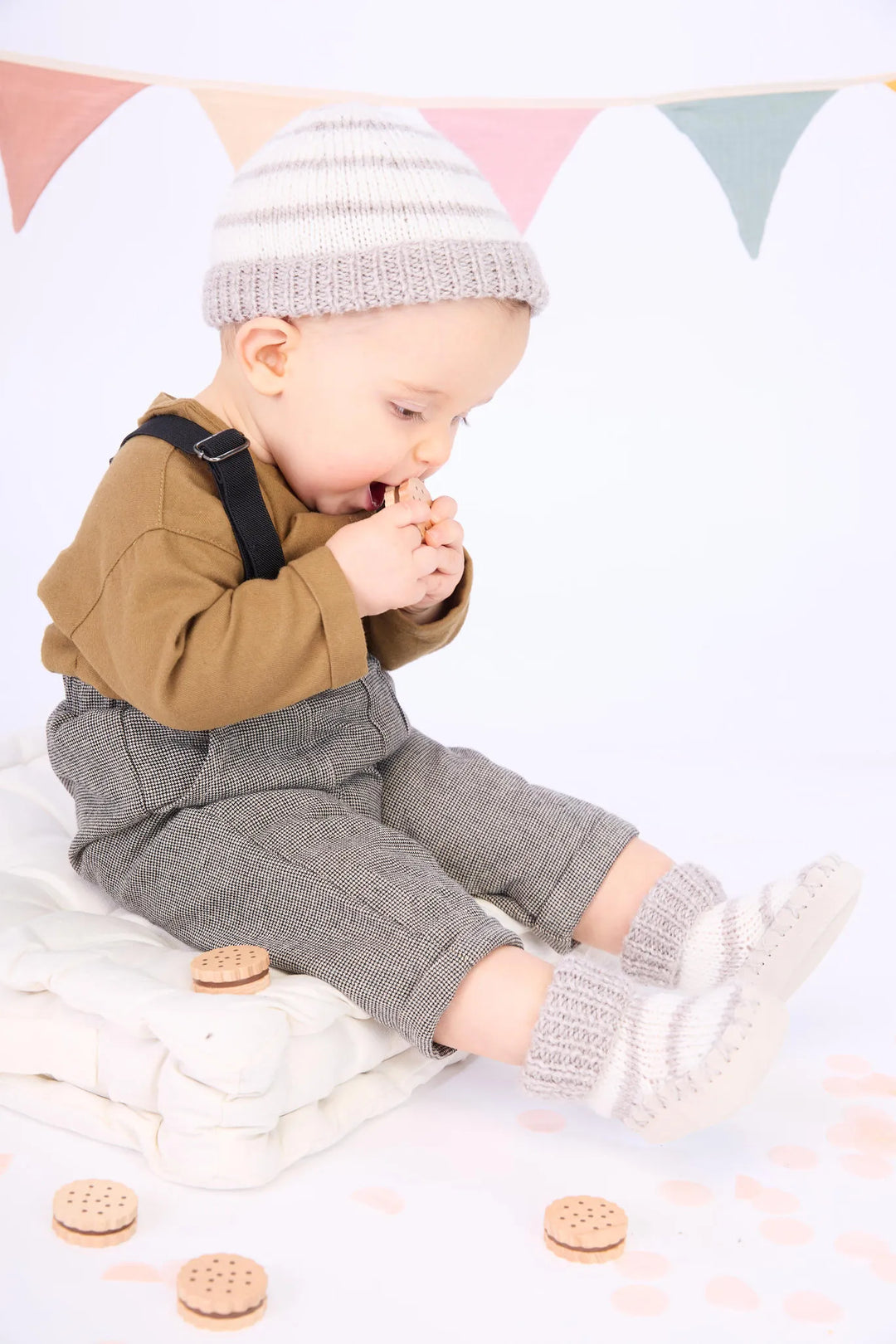 Basile striped hat and booties