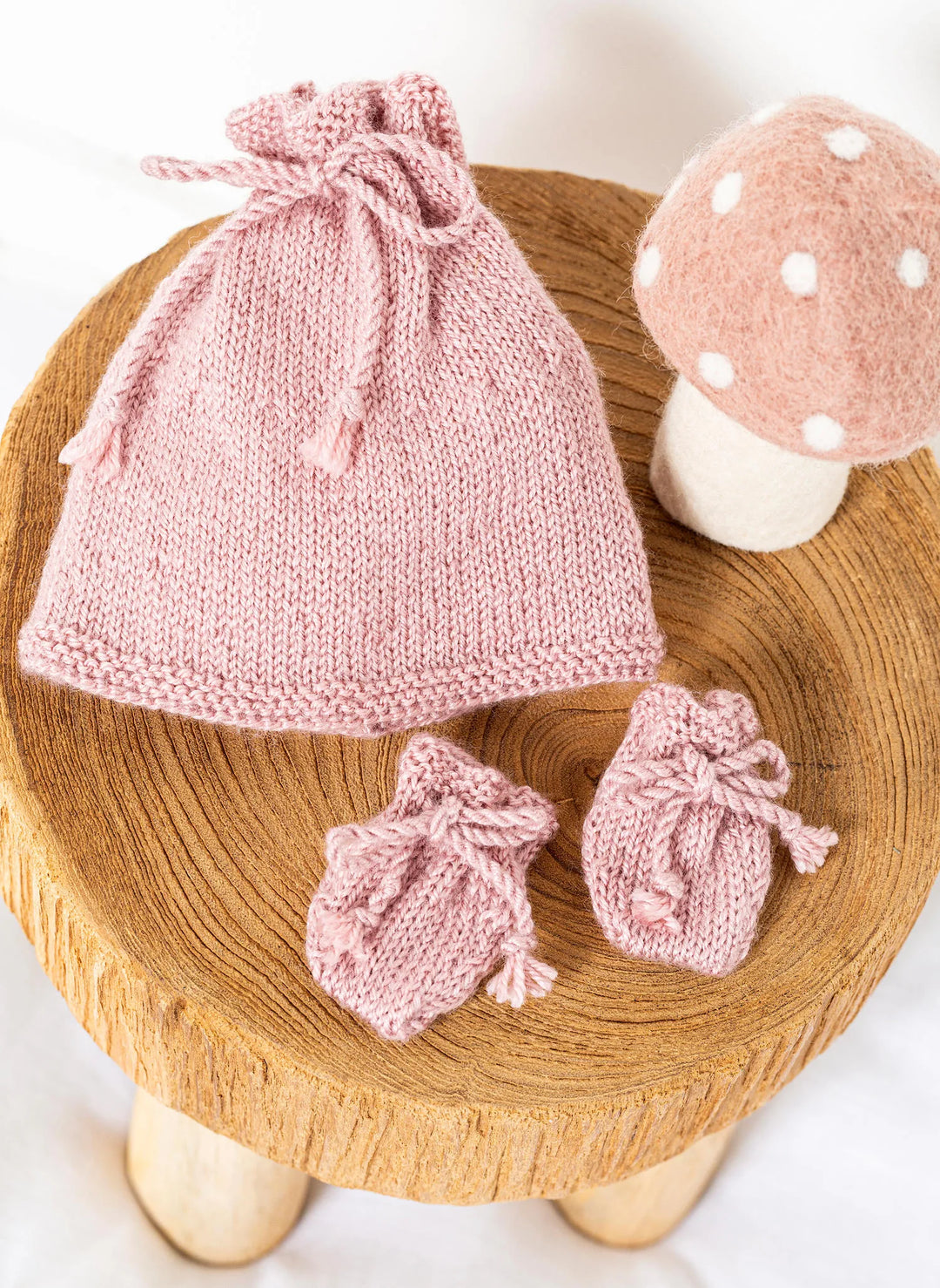 Coline fine mittens and hat set