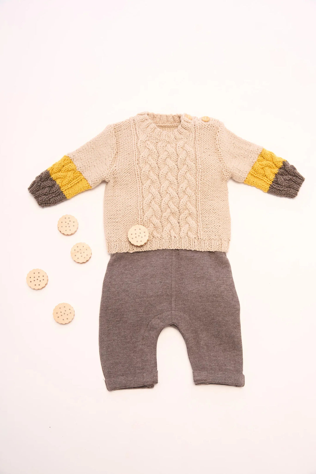 Isidore tricolor cable sweater