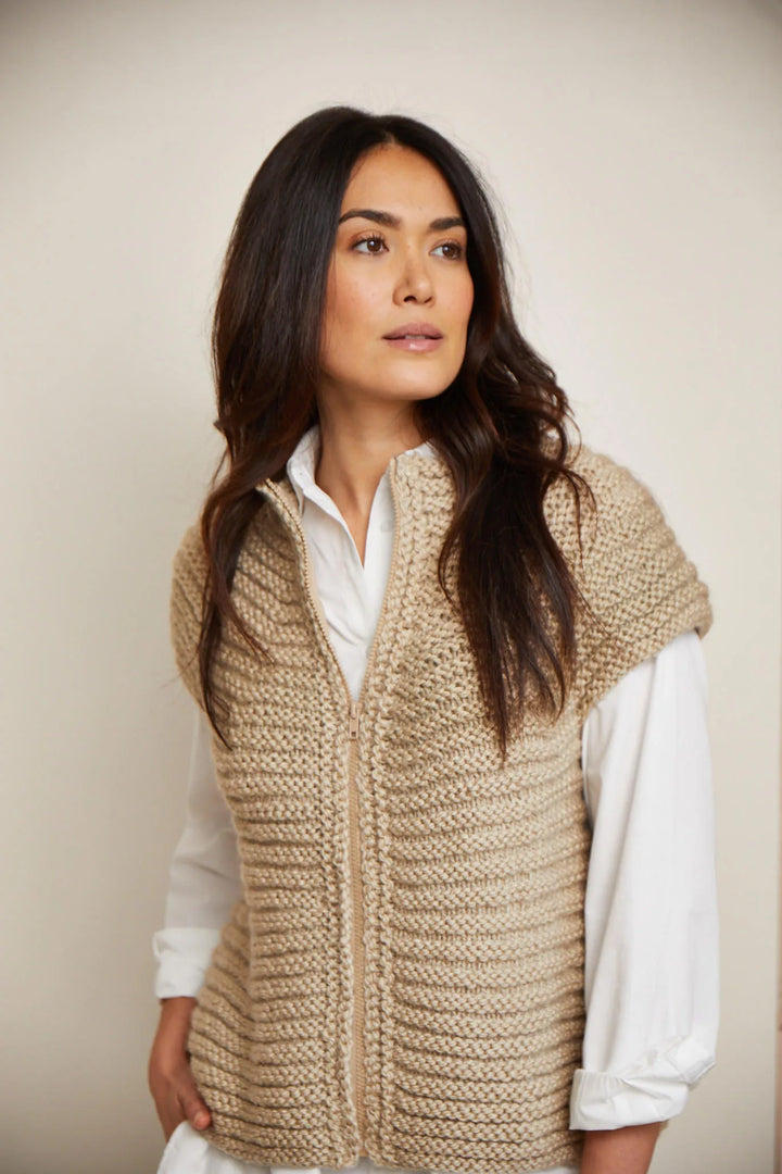 Bergère de France Canada - Aline sleeveless zip - up jacket