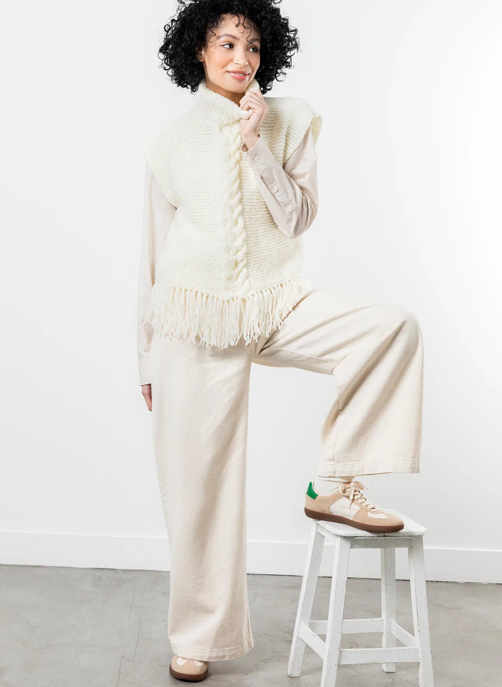 Bergère de France Canada - Bianca cable and fringe poncho sweater