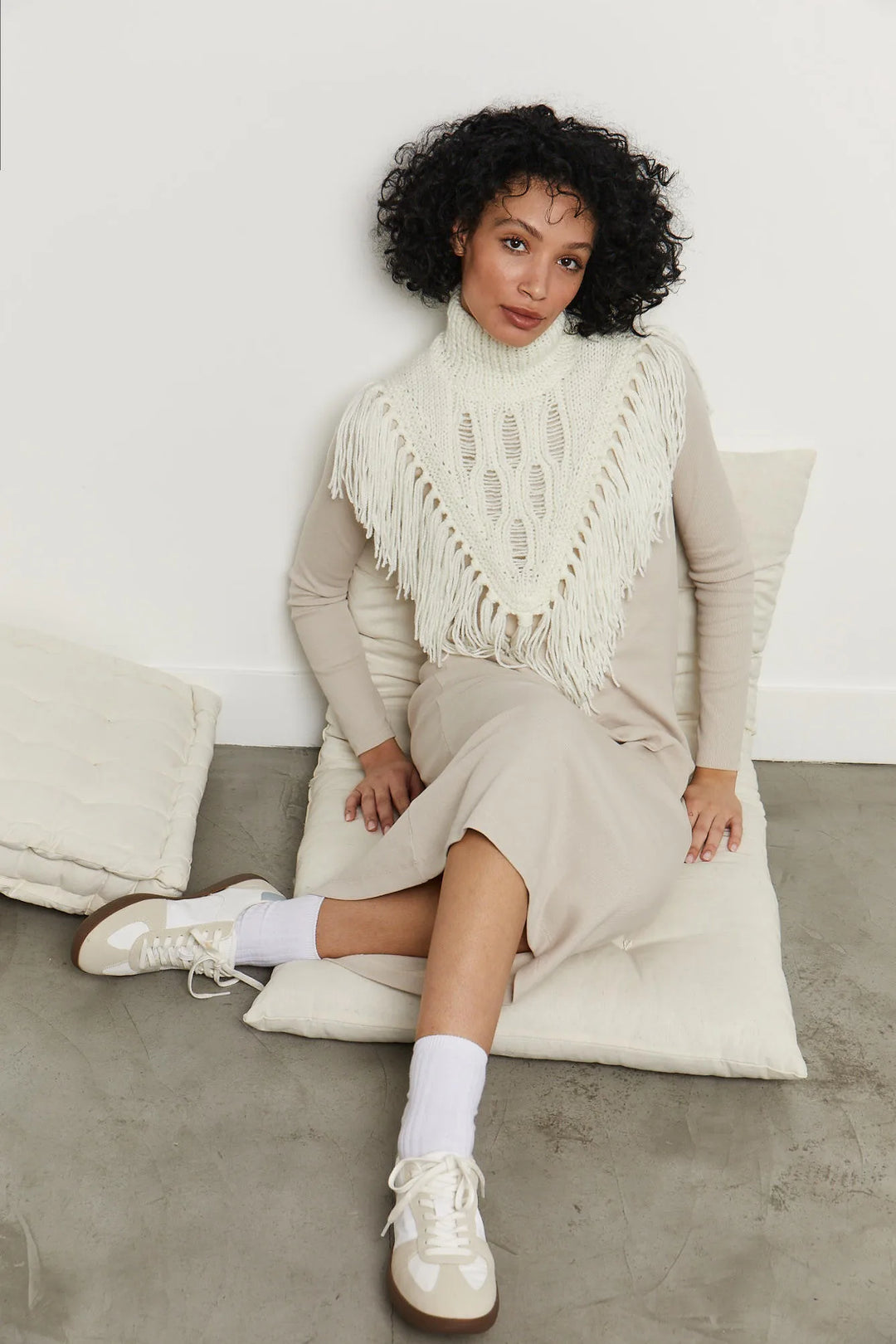 Bergère de France Canada - Billie fringed openwork collar