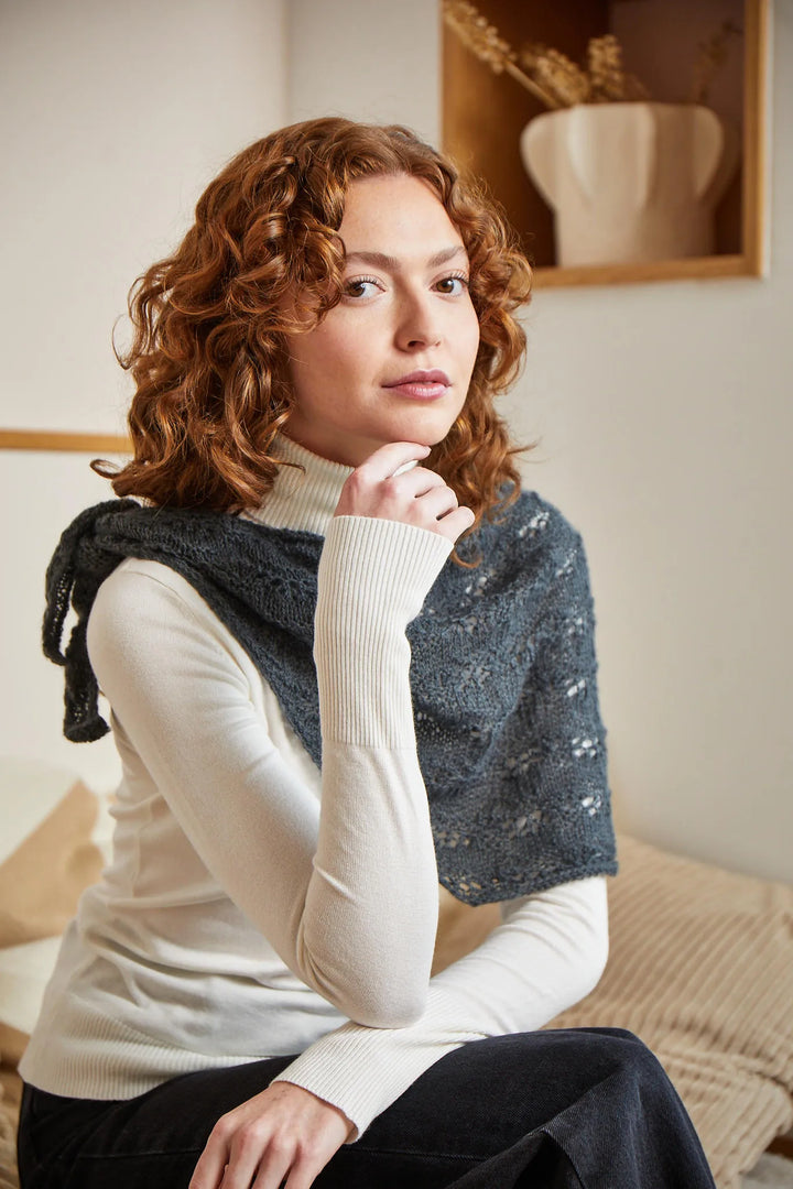 Bergère de France Canada - Emilia small openwork shawl