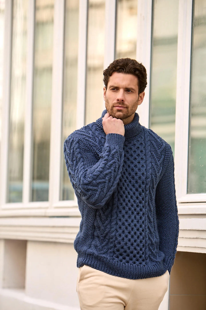 Bergère de France Canada - Iann cable - knit turtleneck sweater