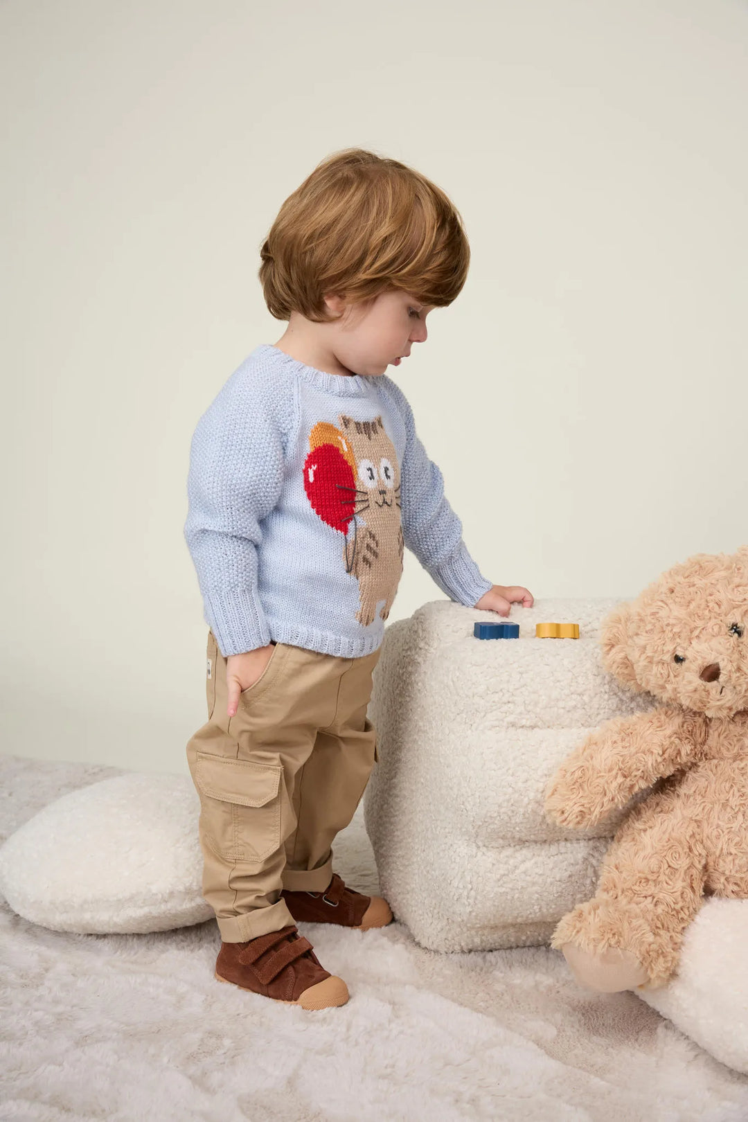 Bergère de France Canada - Illian jacquard raglan sweater with cat print