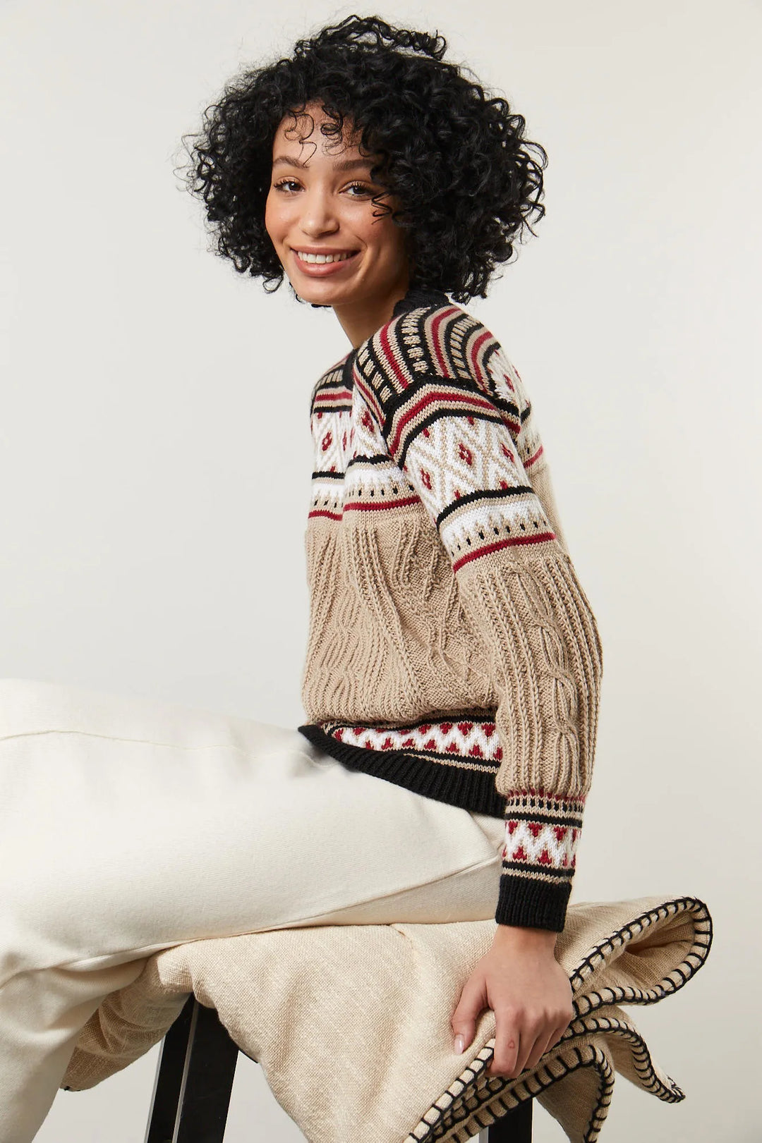 Bergère de France Canada - Ilona jacquard and cable knit sweater