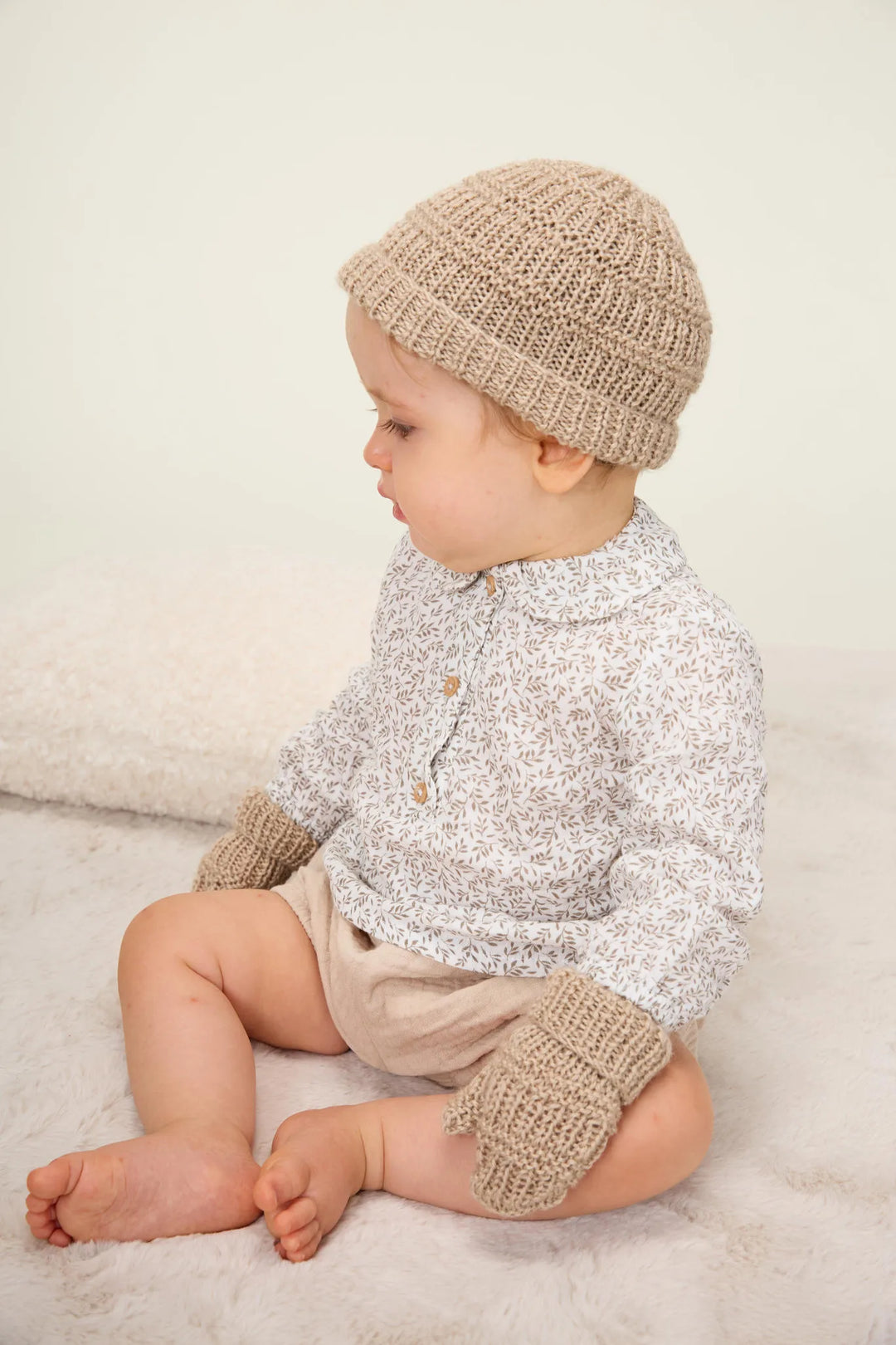 Bergère de France Canada - Ines fancy stitch hat and mittens set