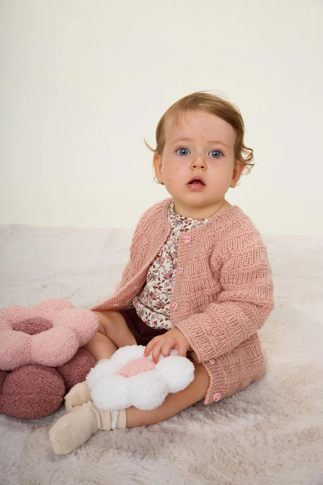 Bergère de France Canada - Iris fancy stitch top - down cardigan