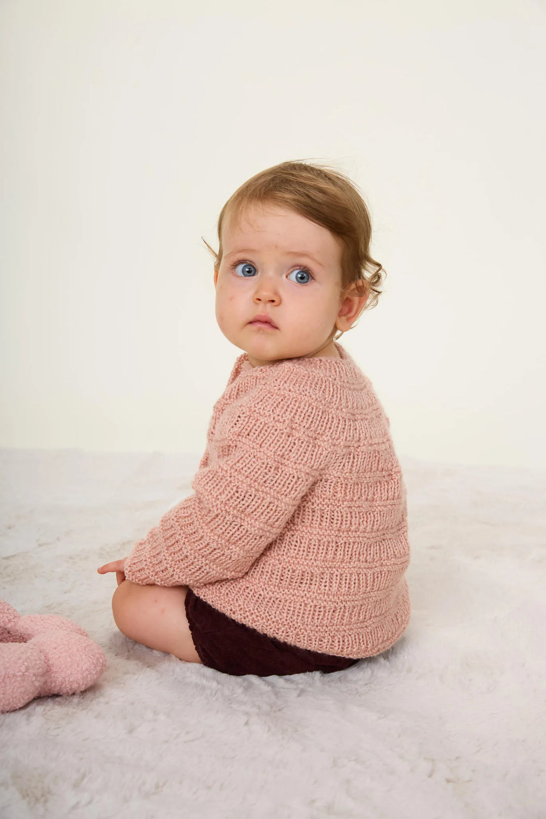 Bergère de France Canada - Iris fancy stitch top - down cardigan