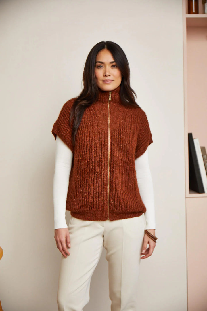 Bergère de France Canada - Lisa sleeveless zip - up cardigan