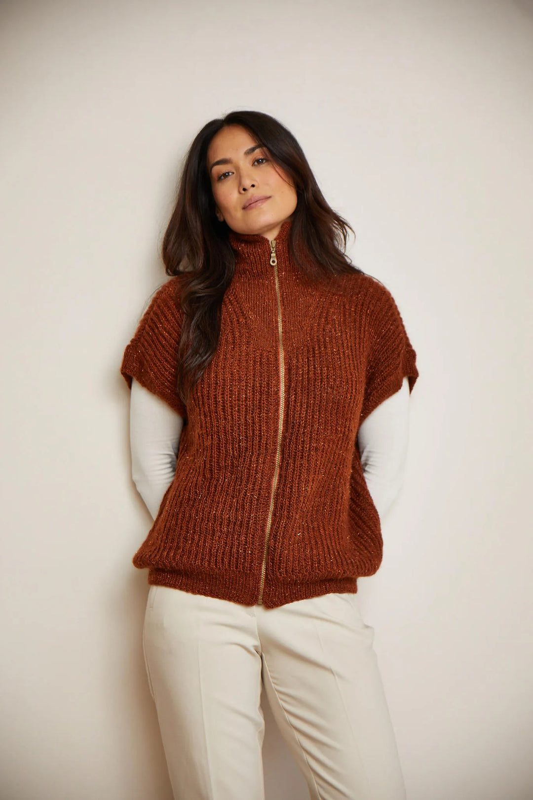 Bergère de France Canada - Lisa sleeveless zip - up cardigan