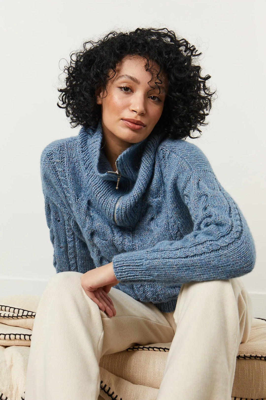 Bergère de France Canada - Luna cable - knit crewneck sweater