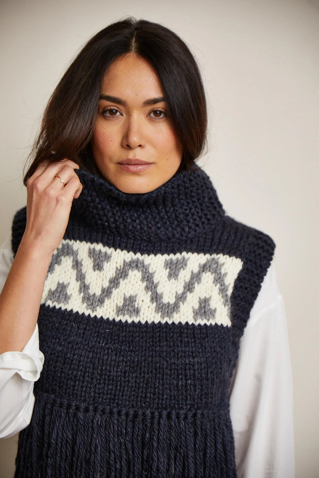 Bergère de France Canada - Ruby fringed jacquard sweater