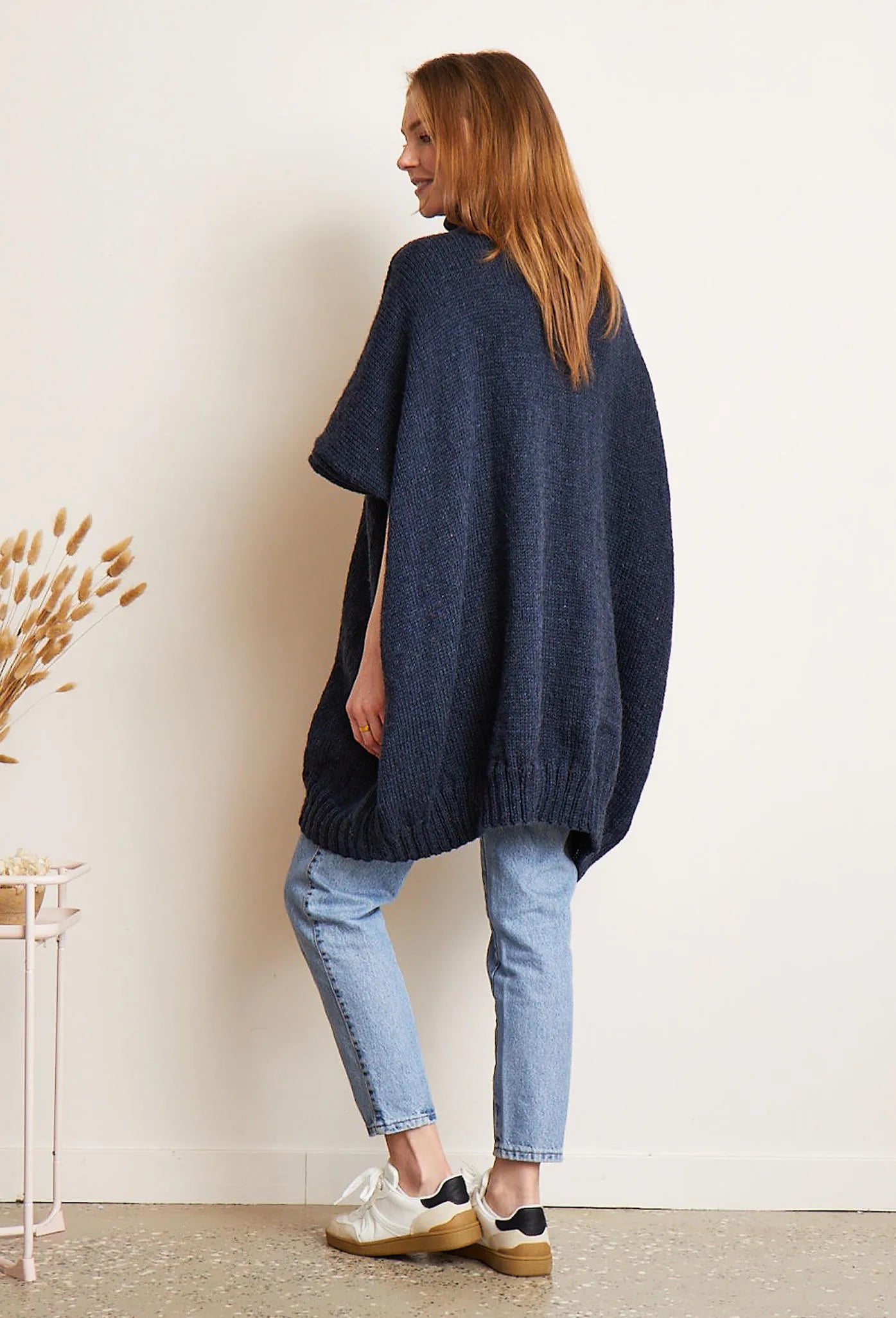 Bergère de France Canada - Rachel twisted poncho